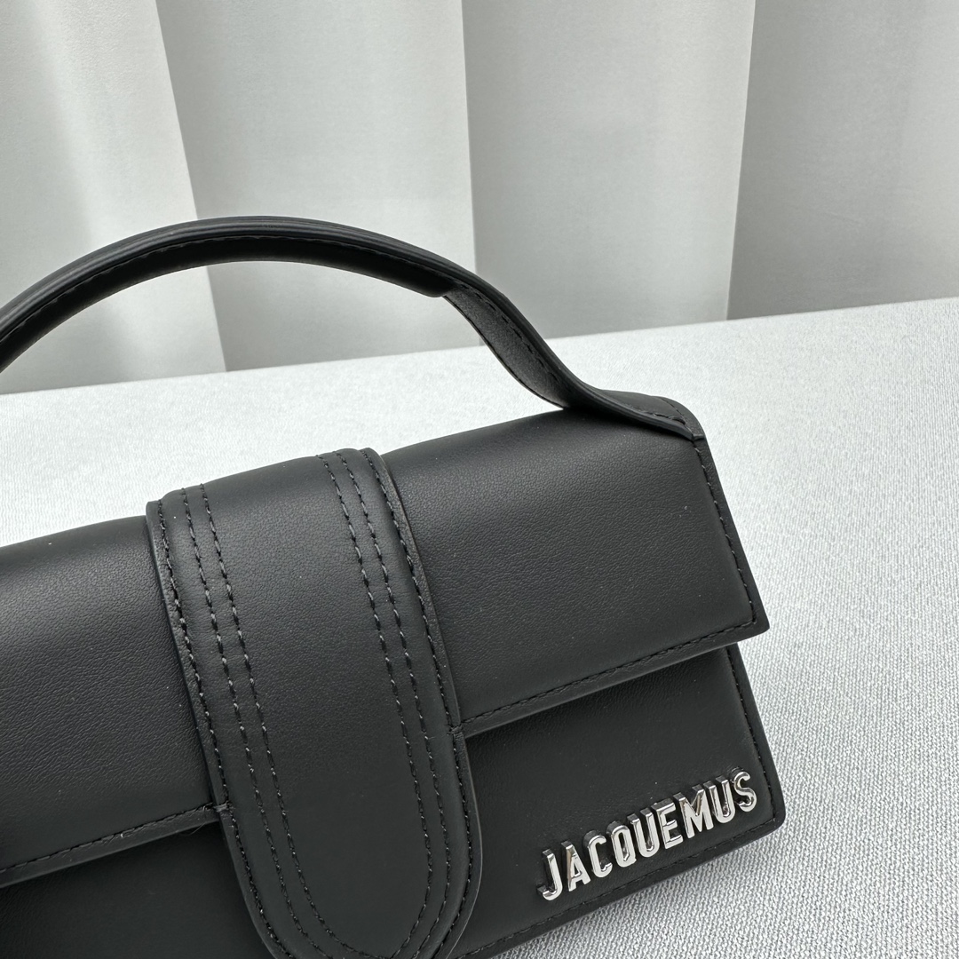 Jacquemus Satchel Bags